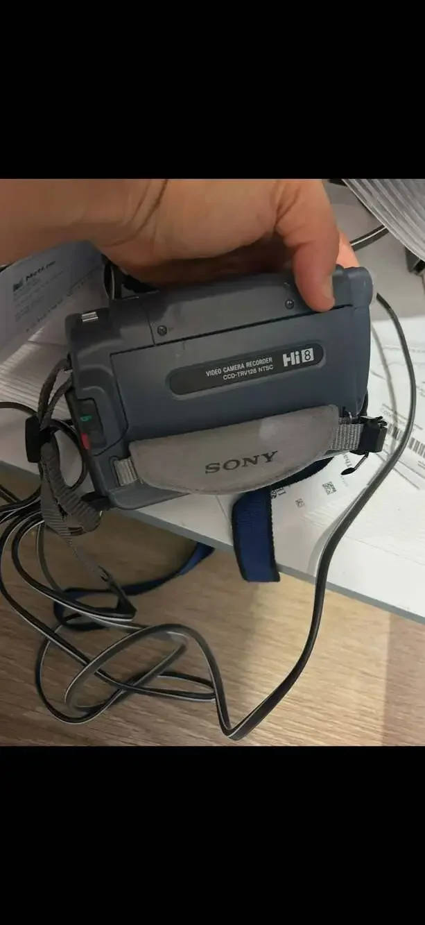 Sony Handycam CCD-TRV128 Hi8 Camcorder Video Camera With Cords And Box